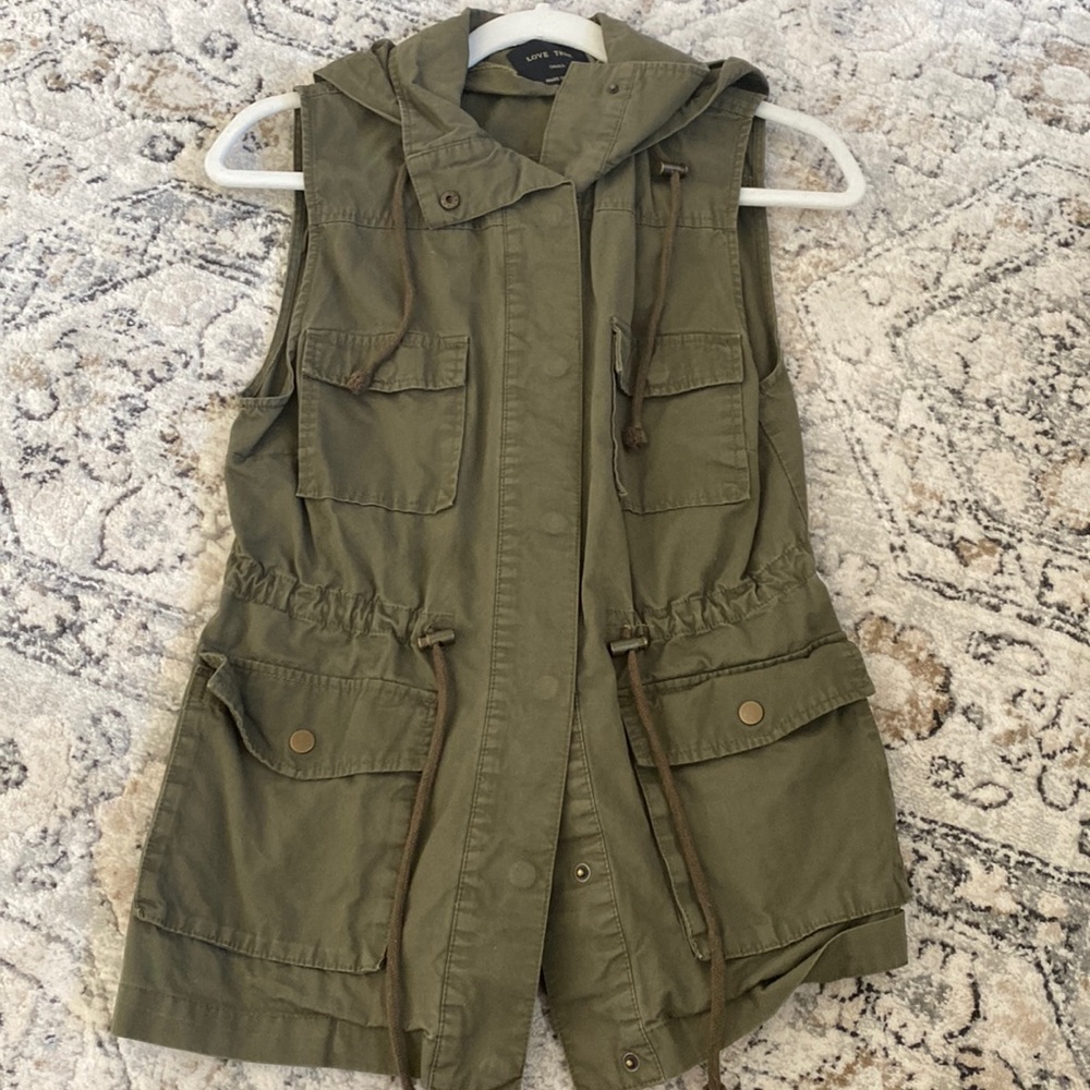 Perfect condition green vest